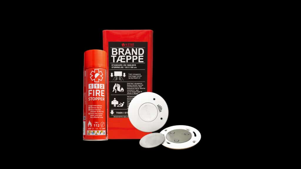Brandsikkerhed - lille ildslukker, røgalarm, brandtæppe